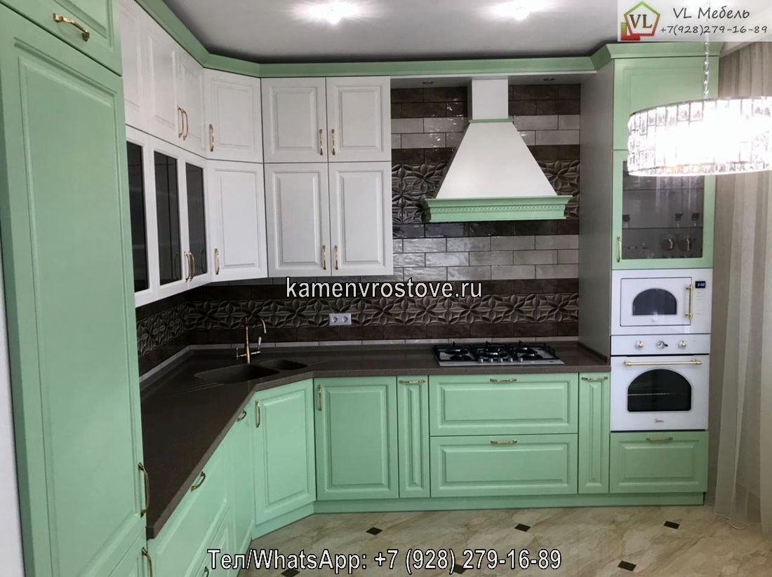 Элегантная угловая столешница для кухни из темного акрилового материала