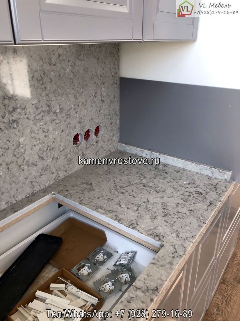 Столешница из серого мрамора для кухни на заказ